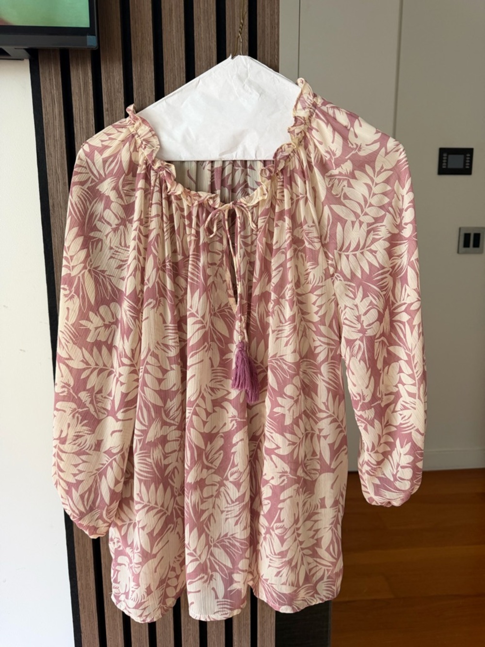 Women's Pink Cream Floral Peasant Festival Blouse